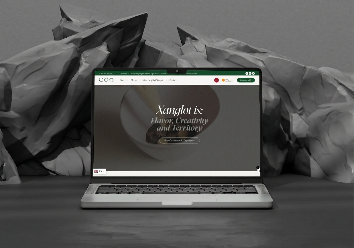 Page d'accueil du site du restaurant gastronomique Xanglot à Valence, en Espagne, affichée sur un ordinateur portable : refonte réalisée par webagence.io